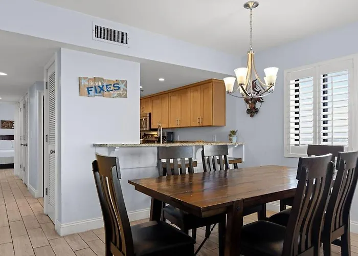 Tropical Winds 701 Apartment